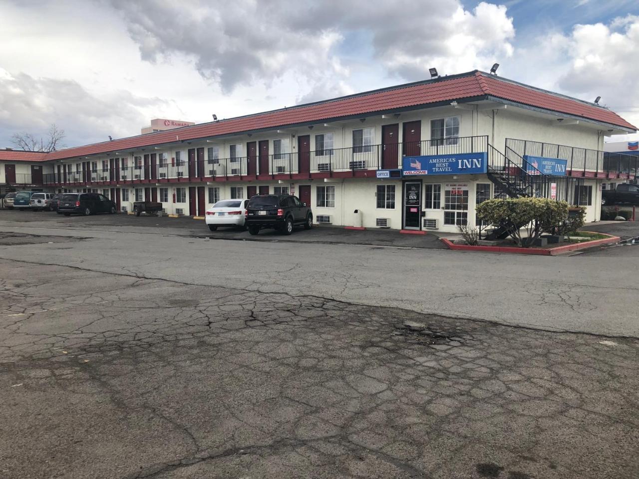 America'S Best Travel Inn Reno Extérieur photo